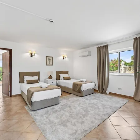 Ursa By Algarve Holidays