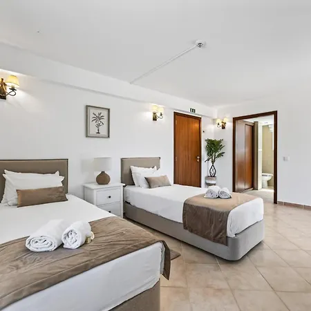 Ursa By Algarve Holidays Villa *